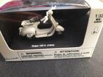 Vespa scooter 125 U ( 1953 ) 1:32 miniatuur schaalmodel, Hobby en Vrije tijd, Modelauto's | 1:32, Ophalen of Verzenden, Nieuw