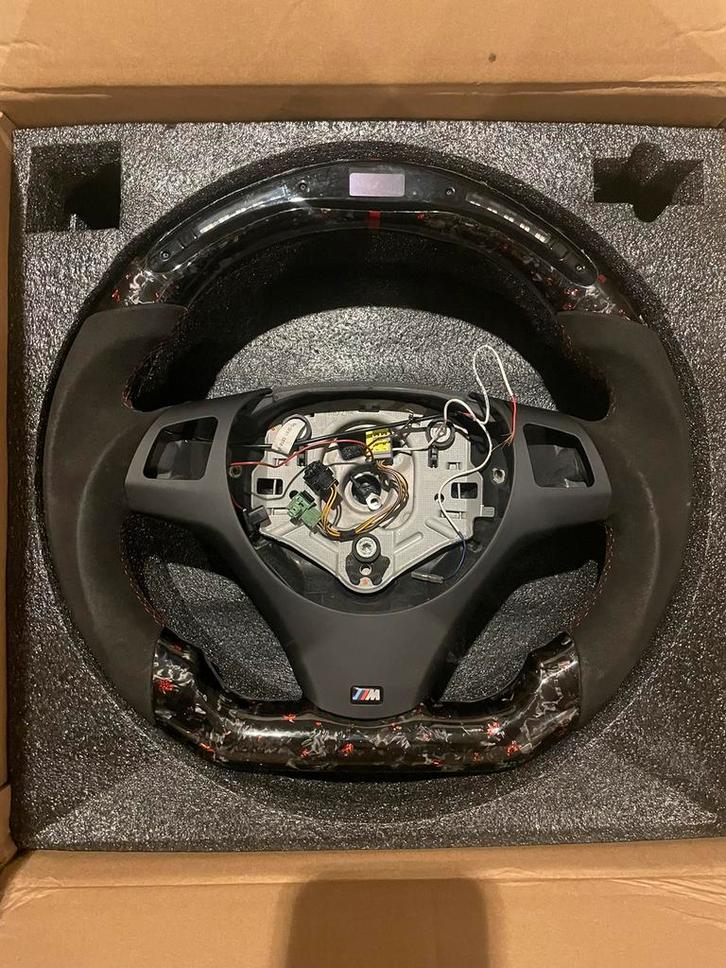 Bmw forged carbon led stuur, E81 E82 E87 E88 E90 E91 E92 E93, Auto-onderdelen, Besturing, BMW, Gebruikt, Ophalen of Verzenden