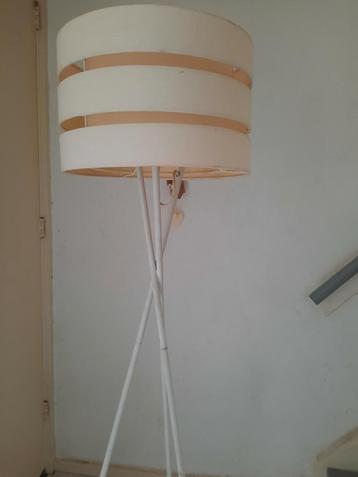 Staande vloerlamp 