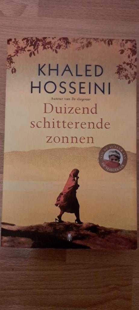 Khaled Hosseini - Duizend schitterende zonnen, Boeken, Literatuur, Zo goed als nieuw, Ophalen of Verzenden