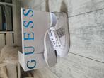 Guess, Ophalen of Verzenden, Zo goed als nieuw, Zwart, Sneakers of Gympen
