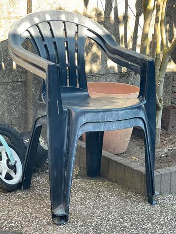 Tuinstoelen 2 stuks beschikbaar voor biedingen