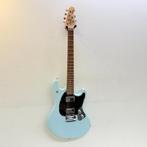 Sterling Guitars Stingray by Music Man - Daphne Blue, Muziek en Instrumenten, Snaarinstrumenten | Gitaren | Elektrisch, Flex Ltd.
