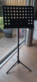 Ongebruikte muziekstandaard, Muziek en Instrumenten, Ophalen, Zo goed als nieuw