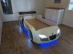 Wit auto bed v8 met nieuw matras en lakens, Huis en Inrichting, 190 cm of minder, 90 cm, Raceauto, Gebruikt