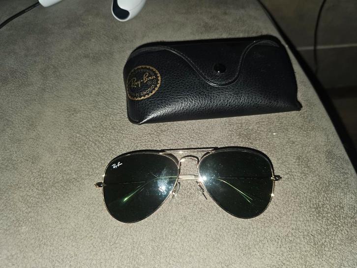 Ray-Ban Gouden Pilotenbril, Sieraden, Tassen en Uiterlijk, Zonnebrillen en Brillen | Dames, Zo goed als nieuw, Ray-Ban, Overige kleuren