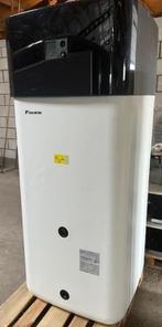 Daikin Altherma buffervat, Doe-het-zelf en Verbouw, Ophalen, 100 liter of meer, Boiler, Minder dan 3 jaar oud
