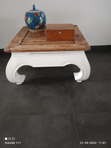 Opium tafel wit blad teak. beschikbaar voor biedingen