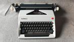 Olympia SM9 breitwagen, wide carriage typemachine, wit, Diversen, Typemachines, Ophalen of Verzenden, Zo goed als nieuw