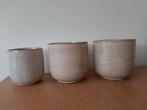 Set van 3 beige bloempotten Leenbakker, Ophalen, Rond, Zo goed als nieuw, Aardewerk