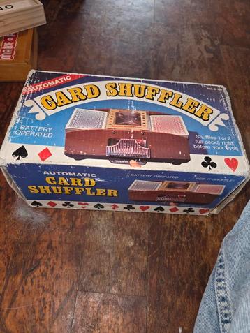 Vintage Automatische Kaartenschudder beschikbaar voor biedingen