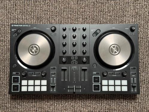 Native Instruments Traktor Kontrol S2 MK3 Black, Muziek en Instrumenten, Dj-sets en Draaitafels, Zo goed als nieuw, Dj-set, Overige merken