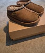 UGG, Ophalen of Verzenden, Zo goed als nieuw, Jongetje of Meisje, Laarsjes