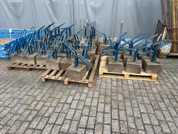 20 stuks fietsen klem Rek met ingegoten beton voet 30 30 20 beschikbaar voor biedingen