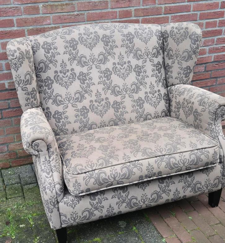 Love seat, klassiek model, Huis en Inrichting, Banken | Sofa's en Chaises Longues, Ophalen of Verzenden