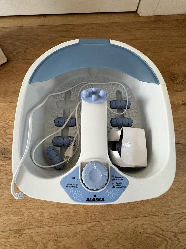 Alaska FMW 1000 voetmassagebad met bubbels en warmte, Sport en Fitness, Massageproducten, Massagetafel, Ophalen of Verzenden