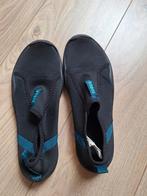 Waterschoenen maat 42/43 - Valt klein!, Watersport en Boten, Gebruikt, Zeil- of Surfschoenen, Ophalen of Verzenden, Dame of Heer