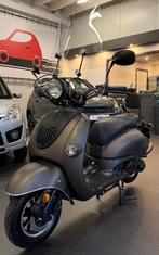 La Souris Futuro Retro Bromscooter • 2024 • 4.070 km •, La Souris, Maximaal 45 km/u, Zo goed als nieuw, Benzine