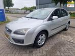Ford Focus 1.6-16V Trend, Apk, Nap, Zeer goed rijdend Inruil, Auto's, 1596 cc, Gebruikt, Zwart, 4 cilinders