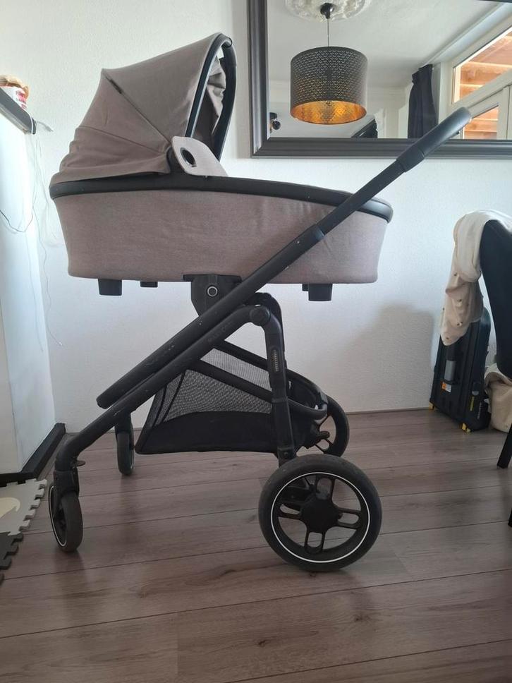 Maxi Cosi Plaza Plus Twillic Truffle incl. voetenzak, Kinderen en Baby's, Kinderwagens en Combinaties, Gebruikt, Maxi-Cosi, Ophalen