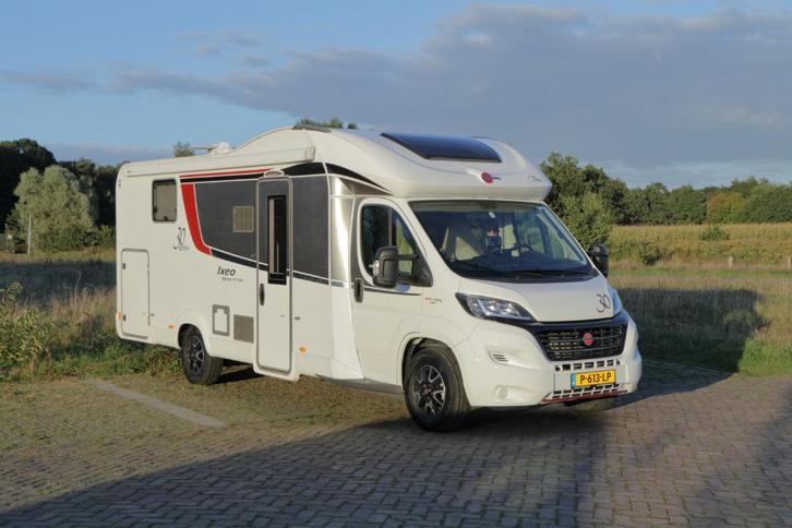 Bürstner Ixeo Time 734 - Queensbed Hefbed Wifi Audio-upgrade, Caravans en Kamperen, Campers, Particulier, tot en met 4, Half-integraal