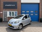 Toyota Aygo 1.0 VVT-i | Airco | Apple CarPlay | Bluetooth, Auto's, Voorwielaandrijving, Stof, Zwart, 68 pk