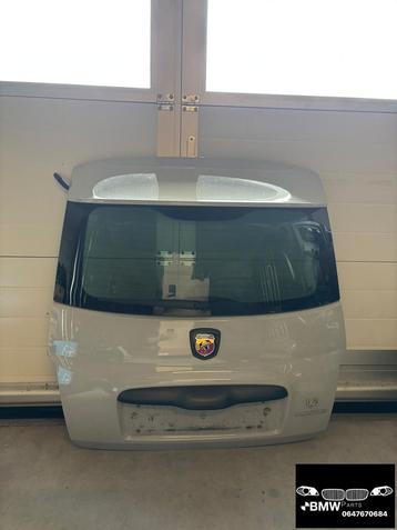Kofferklep Abarth 595 / 695 Grigio 676A  beschikbaar voor biedingen