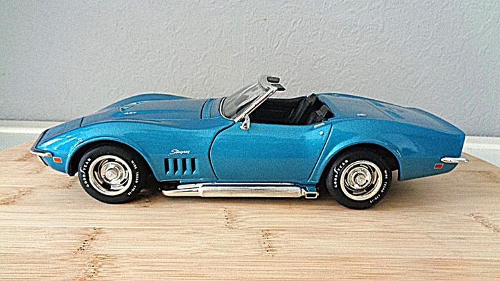 Corvette, Hobby en Vrije tijd, Modelauto's | 1:18, Zo goed als nieuw, Auto, Overige merken, Ophalen of Verzenden