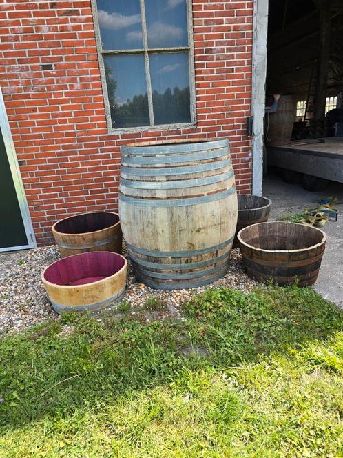 Mooie zware wijnvaten, Tuin en Terras, Bloembakken en Plantenbakken, Zo goed als nieuw, Hout, Binnen, Balkon, Tuin, 60 cm of meer