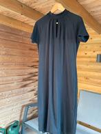 Marc Cain - zwarte stijlvolle  jurk  maat 4 = maat 40, Maat 38/40 (M), Zwart, Ophalen of Verzenden, Zo goed als nieuw