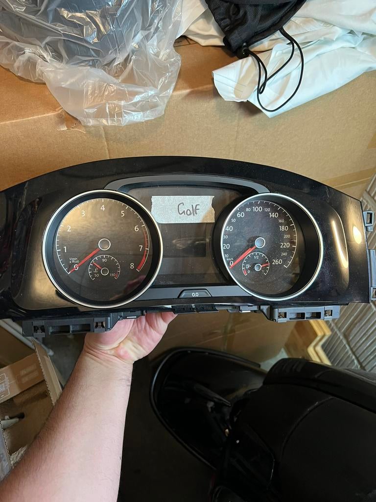 KM teller kilometerteller Golf 7 2018 Instrumentenpaneel, Ophalen of Verzenden, Gebruikt, Volkswagen