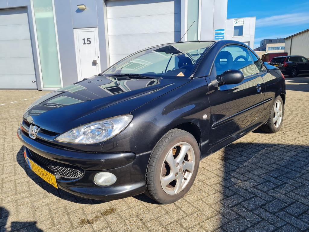 Peugeot 206(cc) in onderdelen, Ophalen, Peugeot