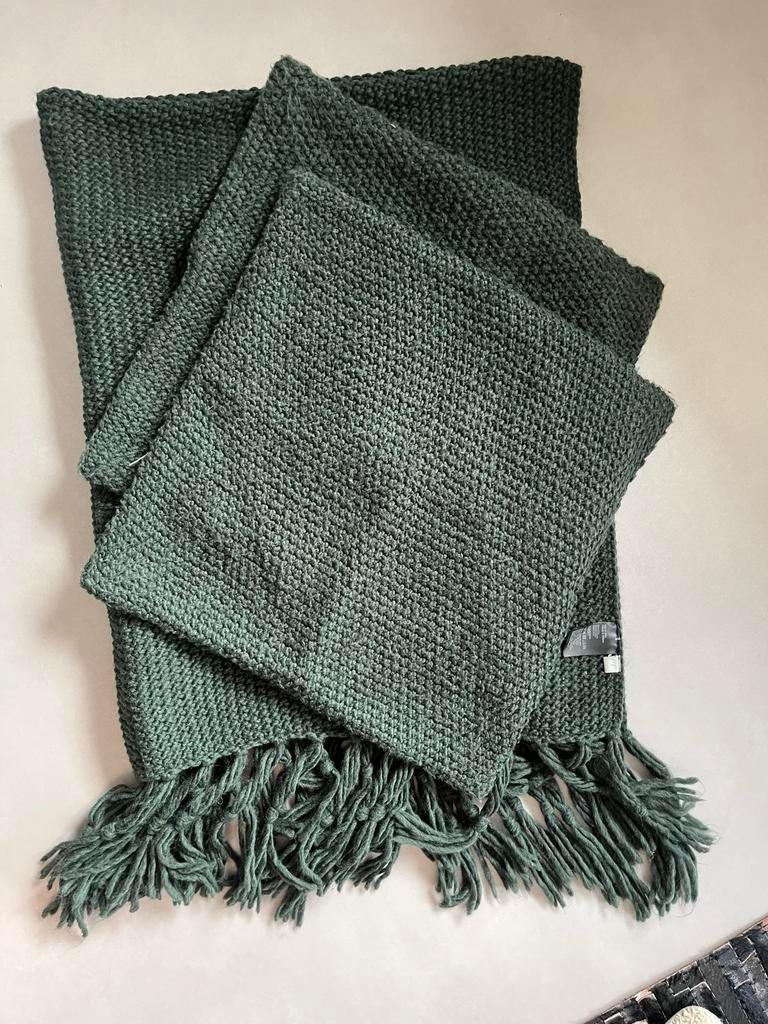 Donkergroene sprei en kussenslopen - H&M, Ophalen of Verzenden, Zo goed als nieuw