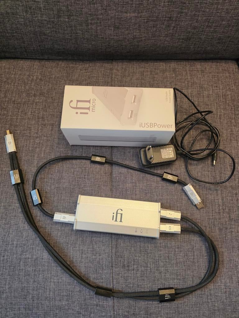 iFi iUSBPower met 2x Gemini USB kabel set, Ophalen of Verzenden, Zo goed als nieuw, Minder dan 2 meter, Overige kabels