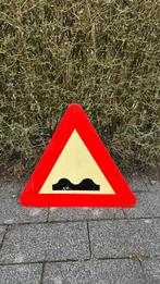 Oneffen wegdek verkeersbord, Ophalen, Zo goed als nieuw