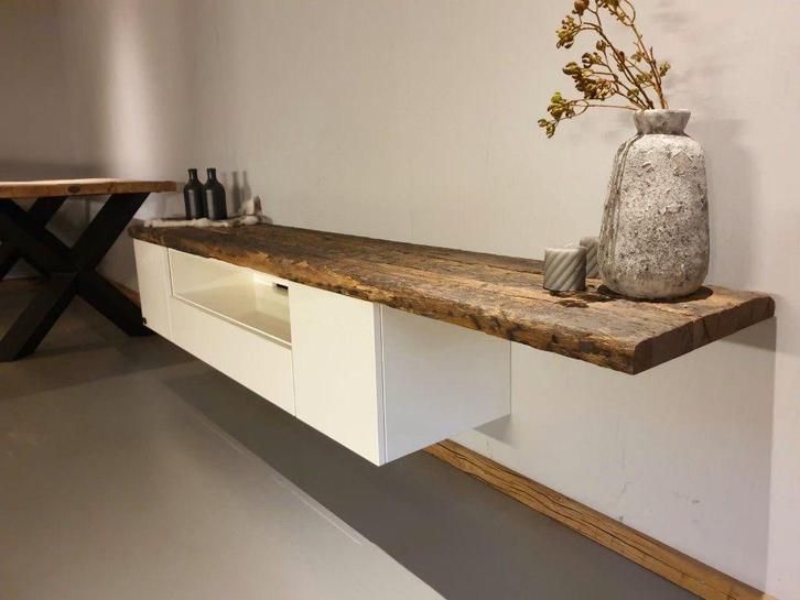 Stoere boomstam wand en boeken planken barbladen enz, Huis en Inrichting, Woonaccessoires | Wandplanken en Boekenplanken, Nieuw