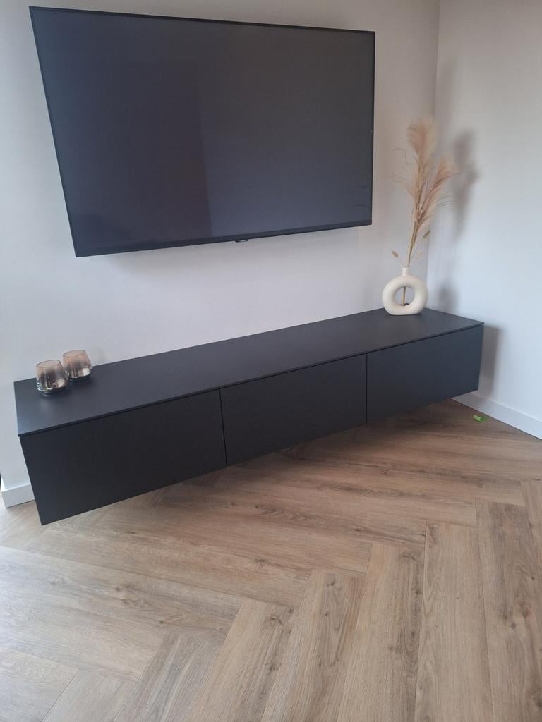 Tv Meubel Zwart, Huis en Inrichting, Kasten | Televisiemeubels, Ophalen, 150 tot 200 cm, Zo goed als nieuw, Minder dan 100 cm