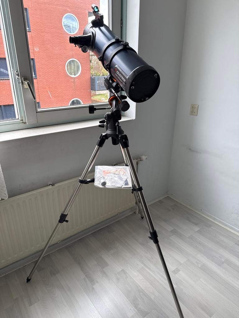 Celestron AstroMaster 130 EQ telescoop, Audio, Tv en Foto, Optische apparatuur | Telescopen, Ophalen, Gebruikt, 80 tot 200 mm