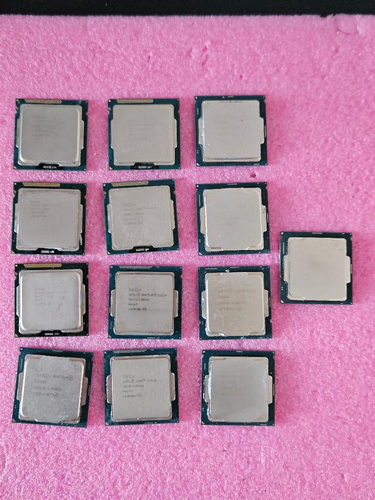 Partij van 13 CPU's, Computers en Software, Ophalen of Verzenden, Gebruikt, Intel Core i3, 3 tot 4 Ghz