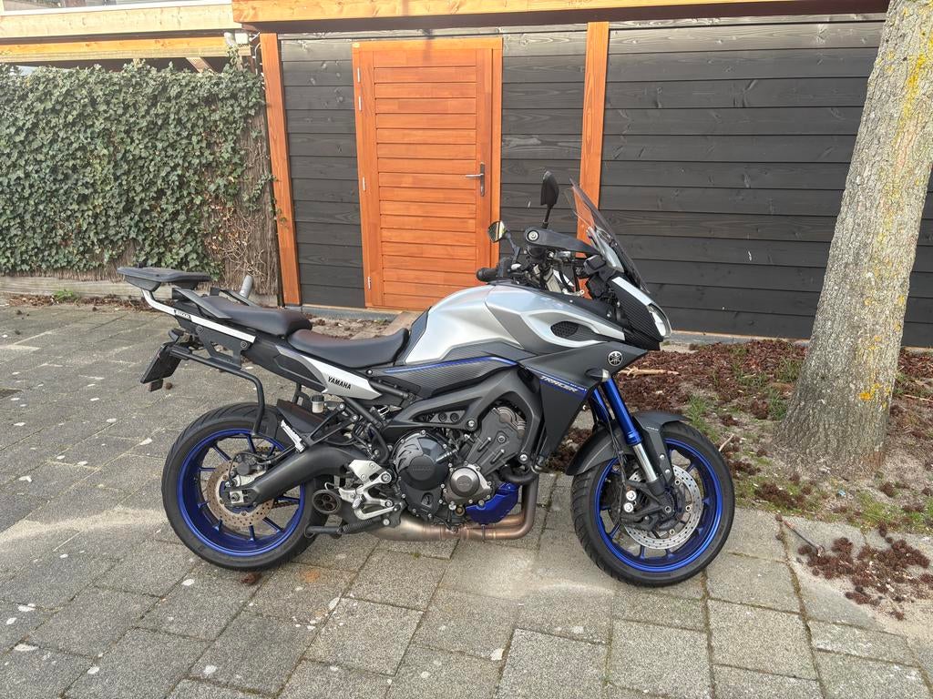 Yamaha Tracer 900 - Comfortabele en sportieve toermotor, Motoren, Motorrijbewijs A, Particulier, Meer dan 35 kW, Toermotor