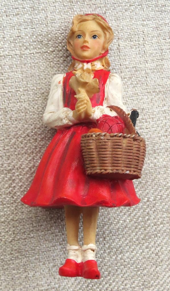 Beeldje Roodkapje ( Efteling? ), Ophalen of Verzenden, Zo goed als nieuw