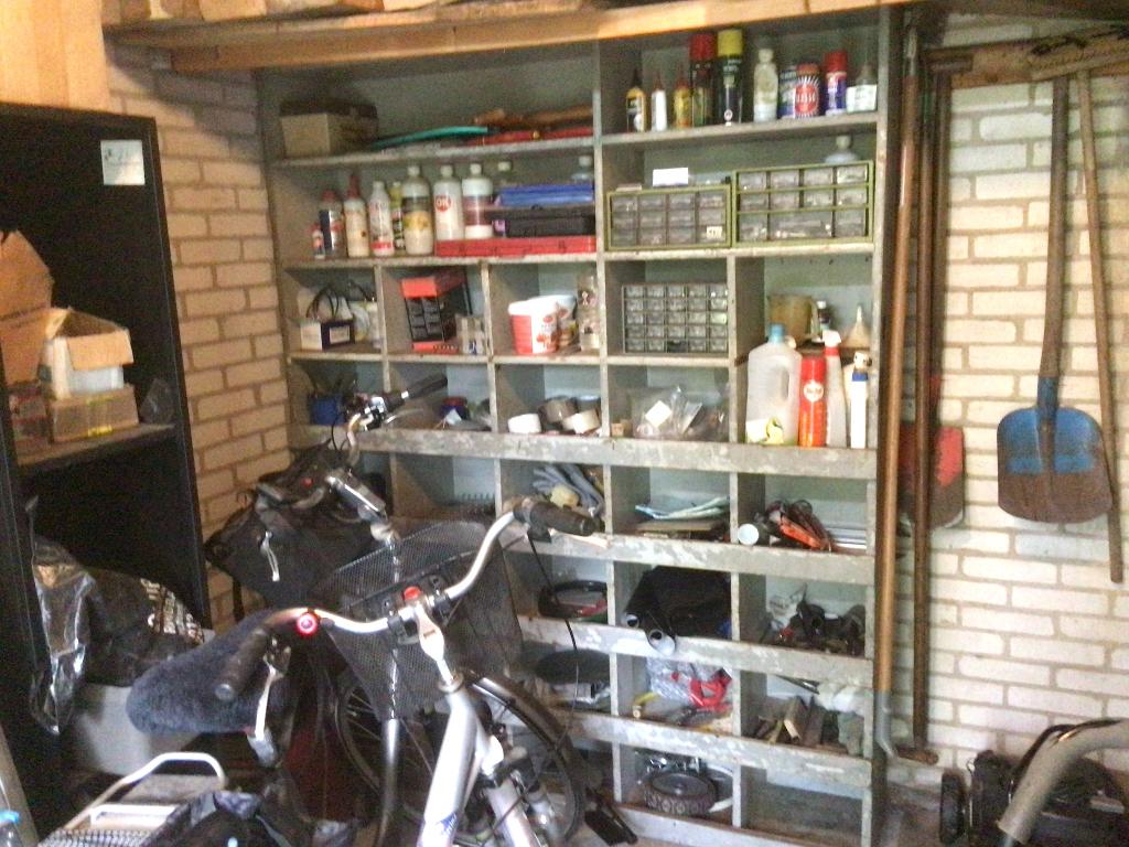 Magazijnkast, Ophalen