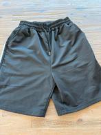 Zwarte korte sportbroek met touwtje en steekzakken - Maat S, Fitness, Zwart, Ophalen of Verzenden, Zo goed als nieuw