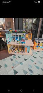 Playmobile school gymzaal en schoolbus, Ophalen of Verzenden, Zo goed als nieuw, Poppenhuis