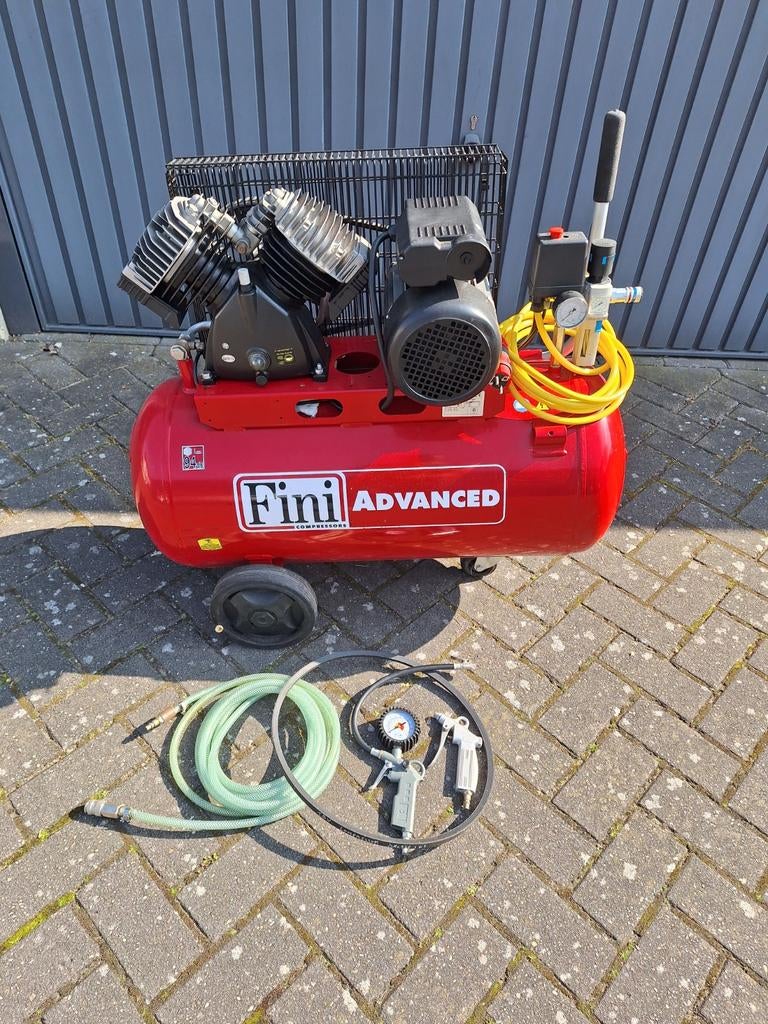 Fini Advanced compressor | 230V | 100L tank | 2,2 kW, Ophalen, Zo goed als nieuw, Minder dan 200 liter/min, Mobiel