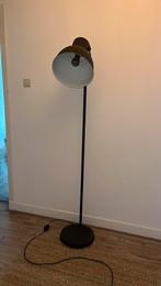 IKEA Hektar Vloerlamp - goede staat, Huis en Inrichting, Lampen | Vloerlampen, Ophalen of Verzenden, Zo goed als nieuw, Metaal