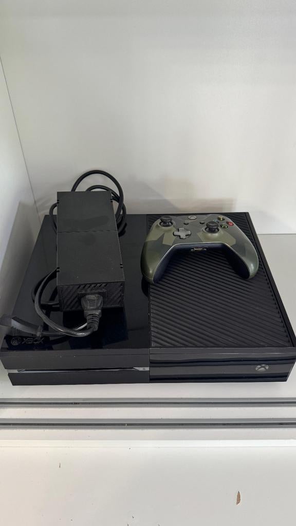 Xbox ONE, Spelcomputers en Games, Spelcomputers | Xbox One, Ophalen, Xbox One, Met 1 controller, 500 GB
