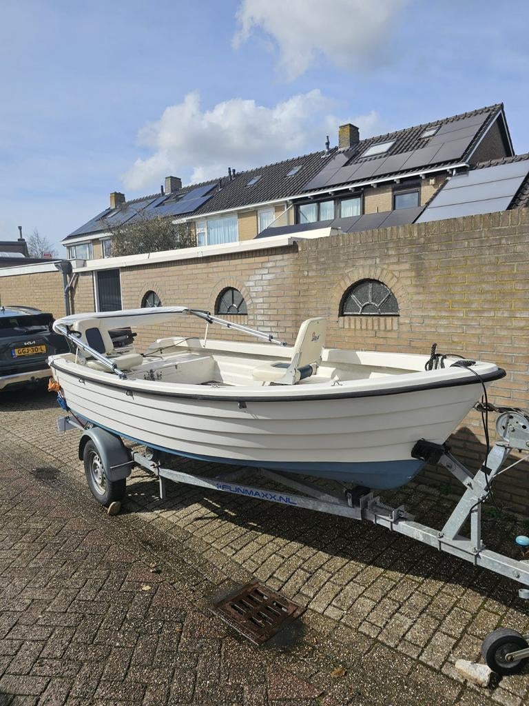 Motorboot 4m met 8pk buitenboordmotor en kanteltrailer, Ophalen, Gebruikt, Minder dan 10 pk, Tot 6 meter