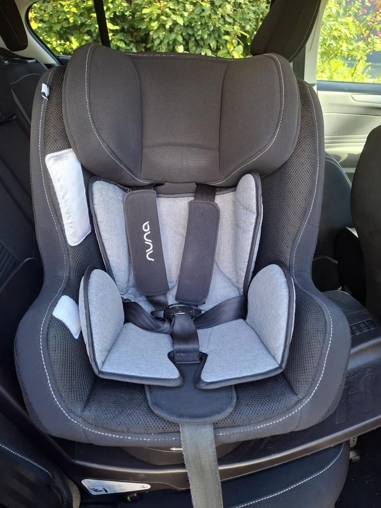Nuna Rebl Plus 360 Isofix autostoeltje, 0 t/m 18 kg, Zijbescherming, Zo goed als nieuw, Isofix