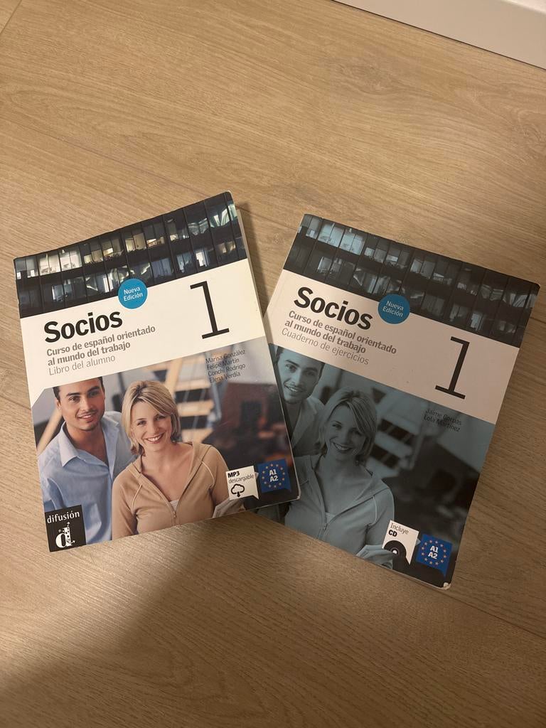 SOCIOS 1 Spaans leerboek en werkboek, Boeken, Studieboeken en Cursussen, Ophalen of Verzenden, Alpha, Zo goed als nieuw, HBO
